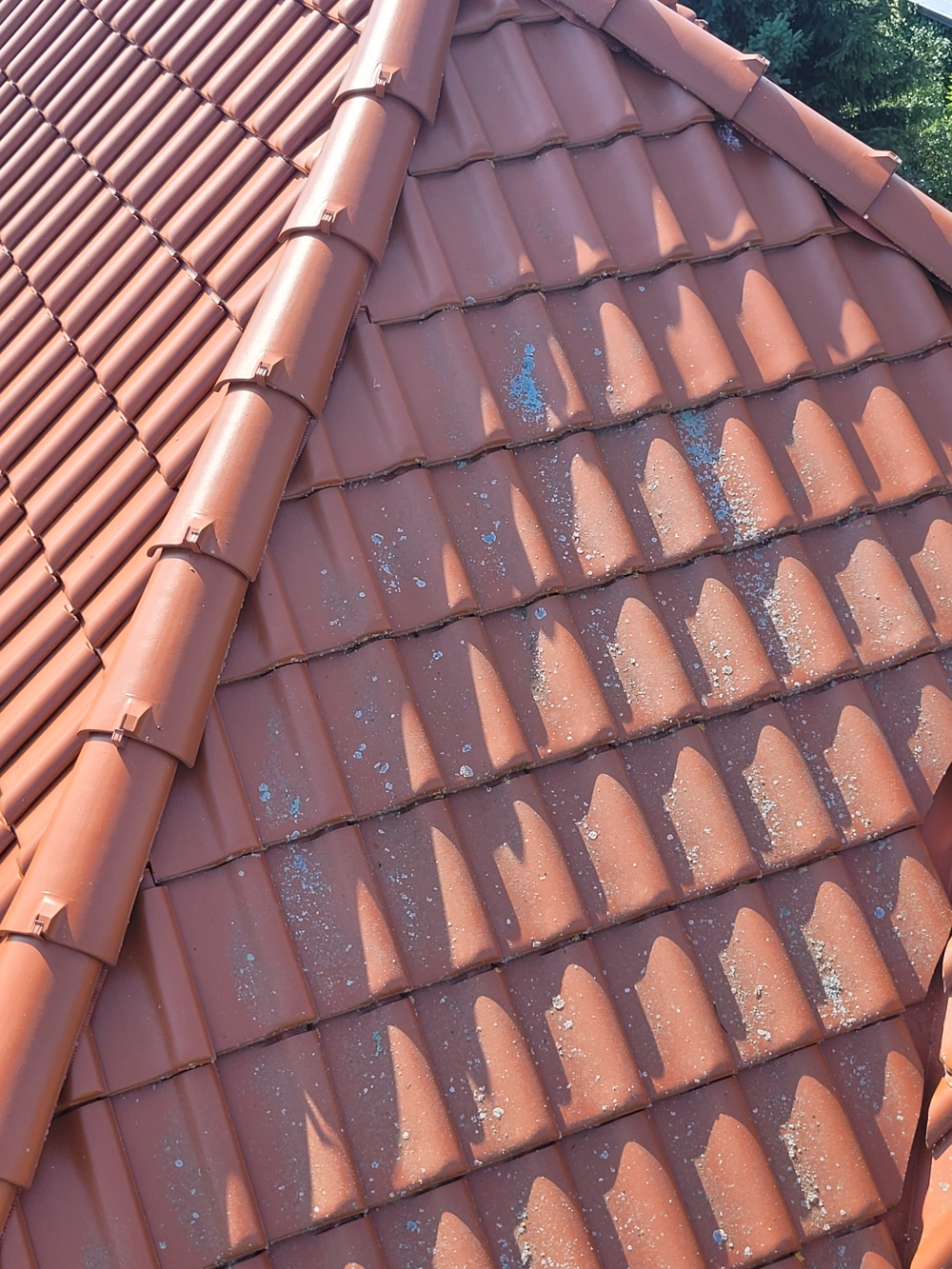 mycie dachówki ceramicznej