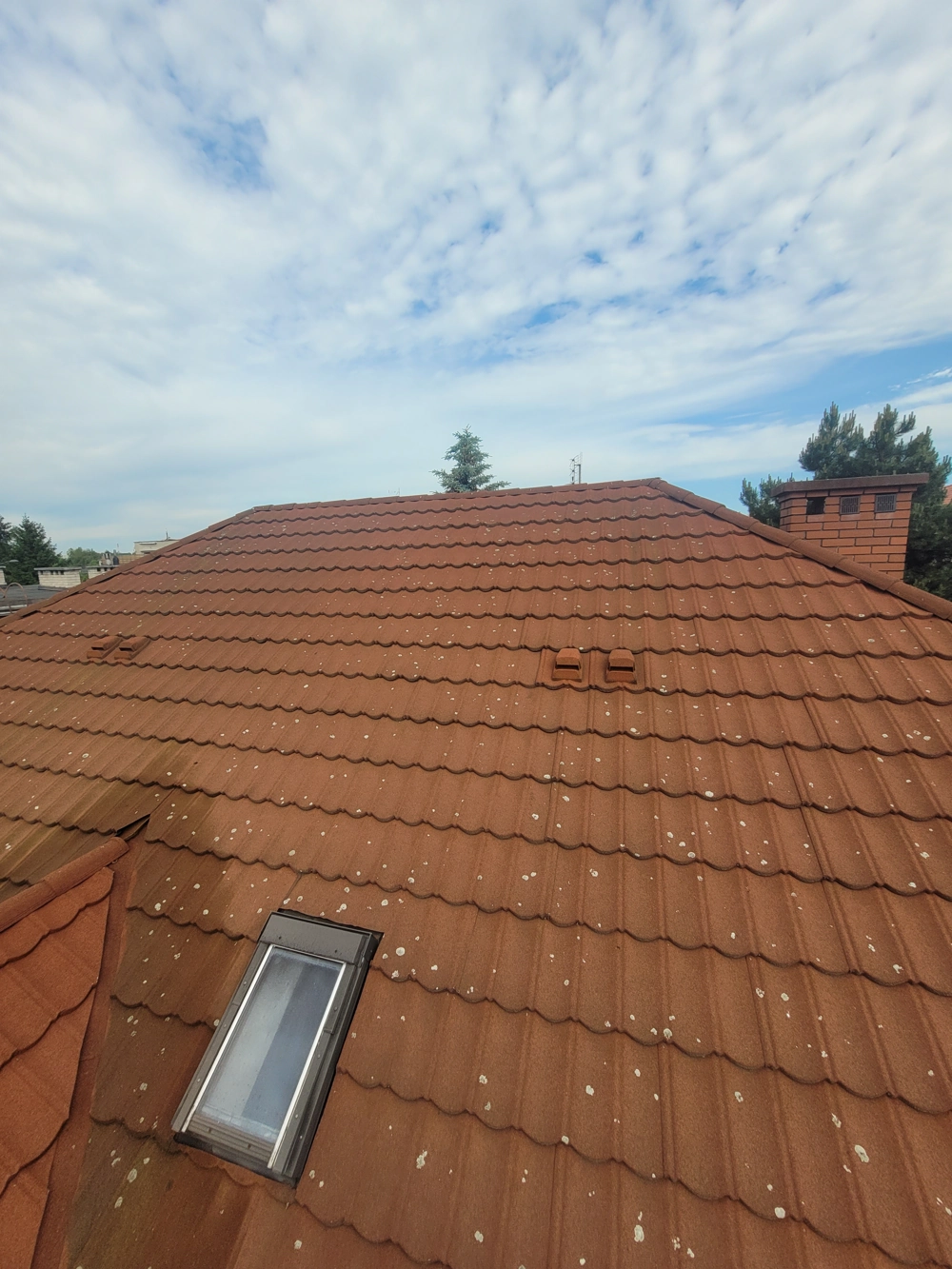 mycie dachówki ceramicznej